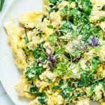 This High Protein Quinoa Egg Scramble is my FAVORITE go to breakfast when I want eggs! #eggs #breakfast #protein #quinoa #krollskorner #yummy #healthy