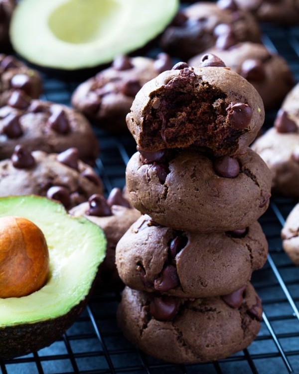 Celebrate American Heart Month with these Avocado Chocolate Cookies with Mission Produce Avocados! #CheckMeOut