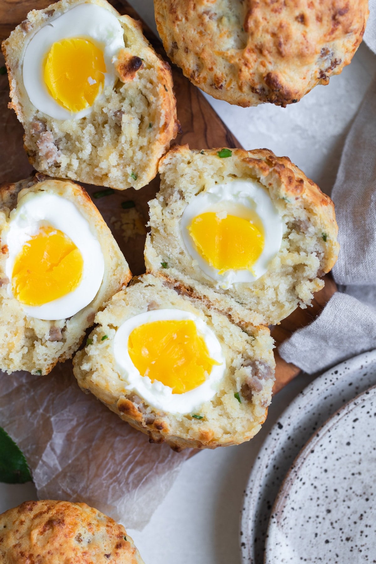 an egg in the center of a muffin