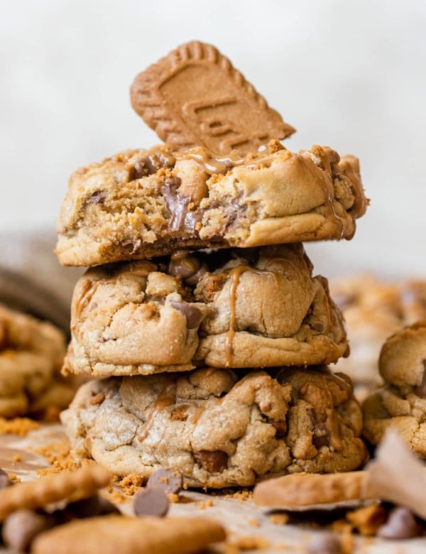 a stack of cookies with a Lotus Biscoff cookie on top.