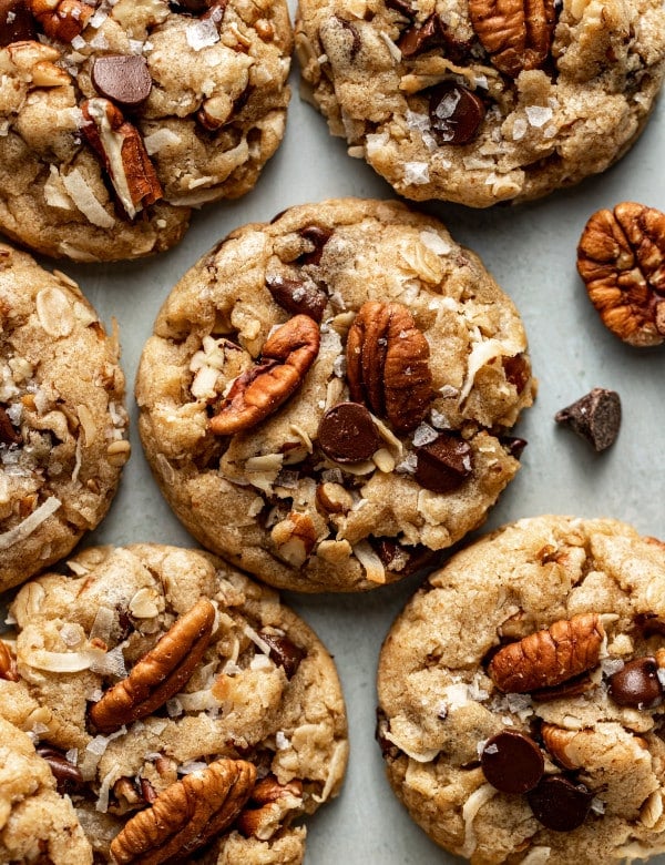 Upclose shot of cowboy cookie with four more cookies surrounding it.